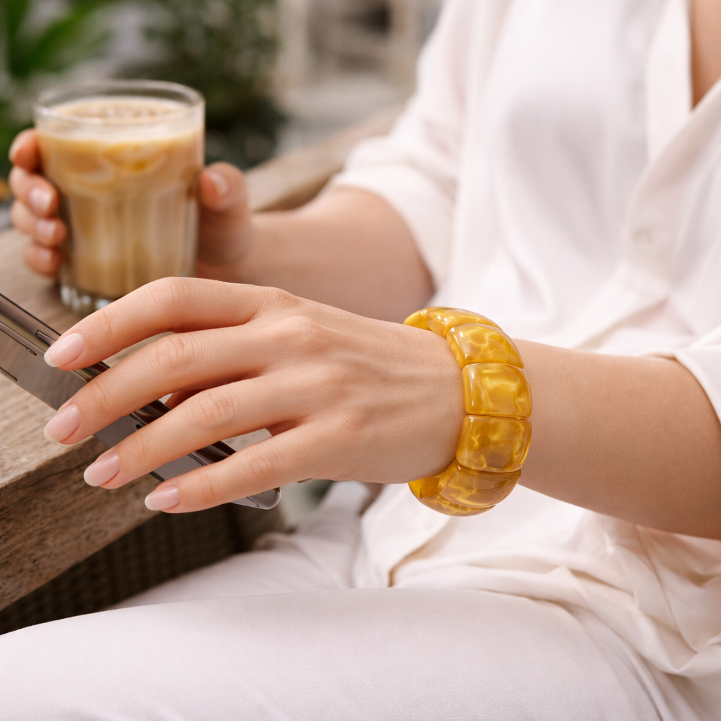 Wide Resin Stretch Bracelet