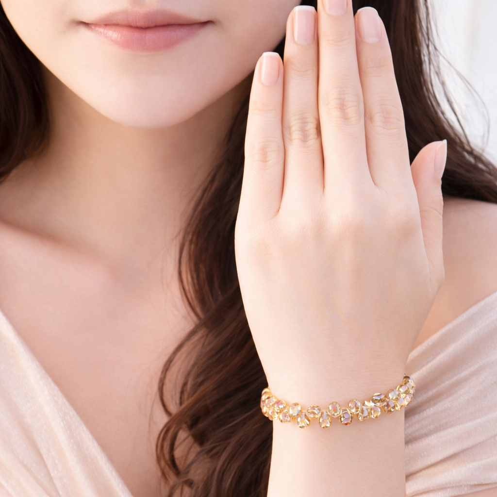 Elegant Gold-Plated Chain with Crystal Detailing