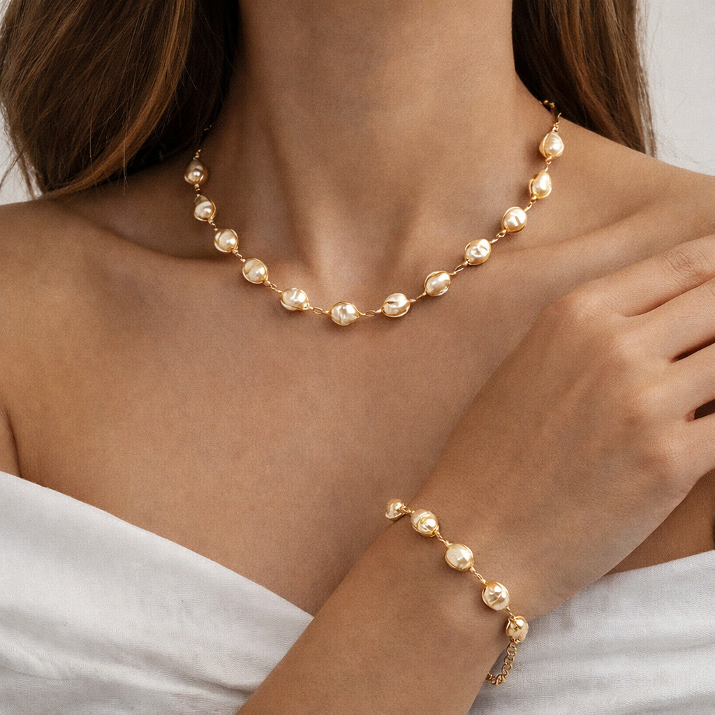 Elegant Gold Plated Necklace & Bracelet Set